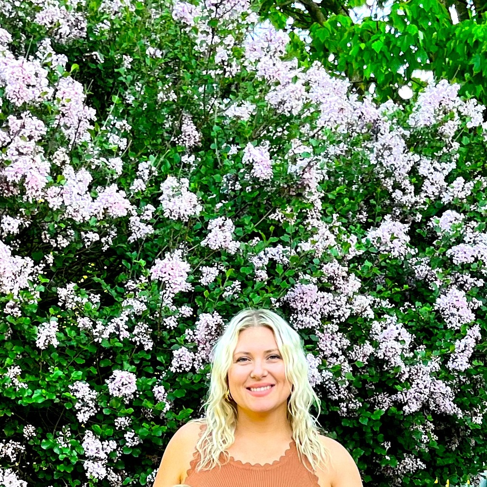 Meet your Posher, Hannah